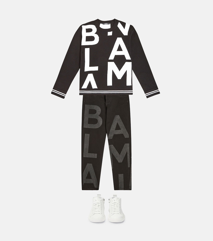 Logo sweater