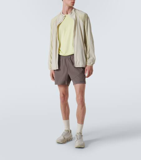 x Post Archive Faction running top