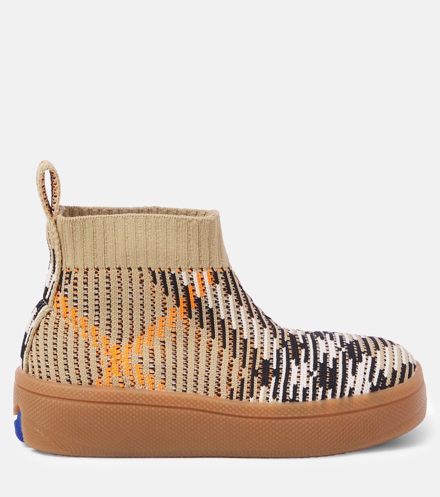 Burberry Check boots