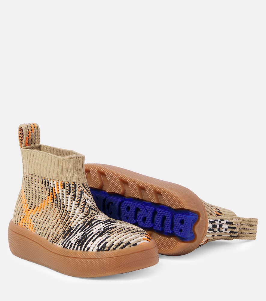 Burberry Check boots