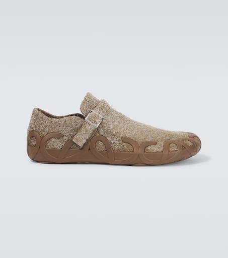 Rise suede slippers