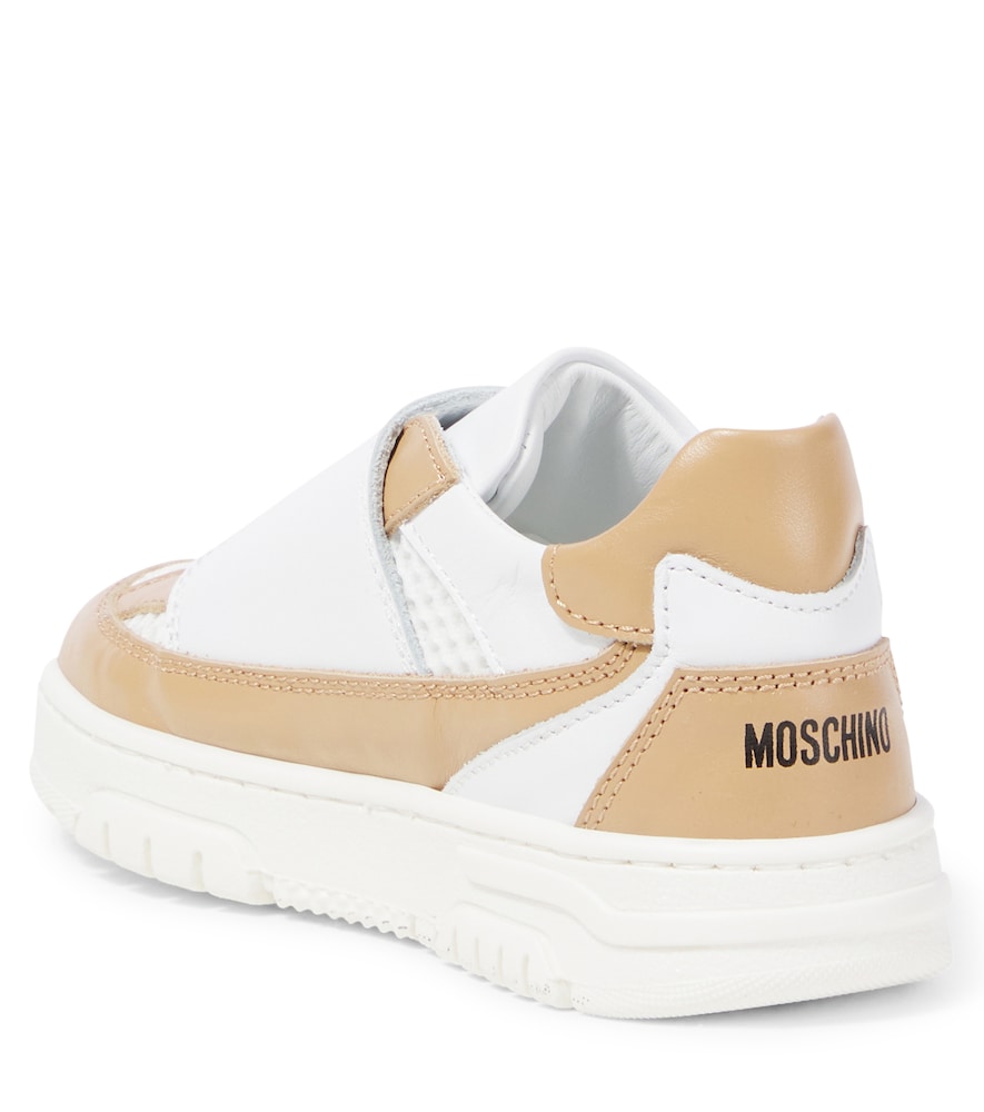 Leather sneakers
