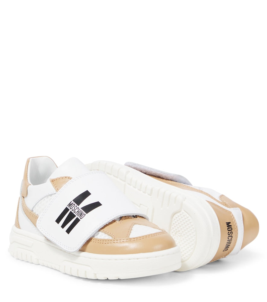 Leather sneakers