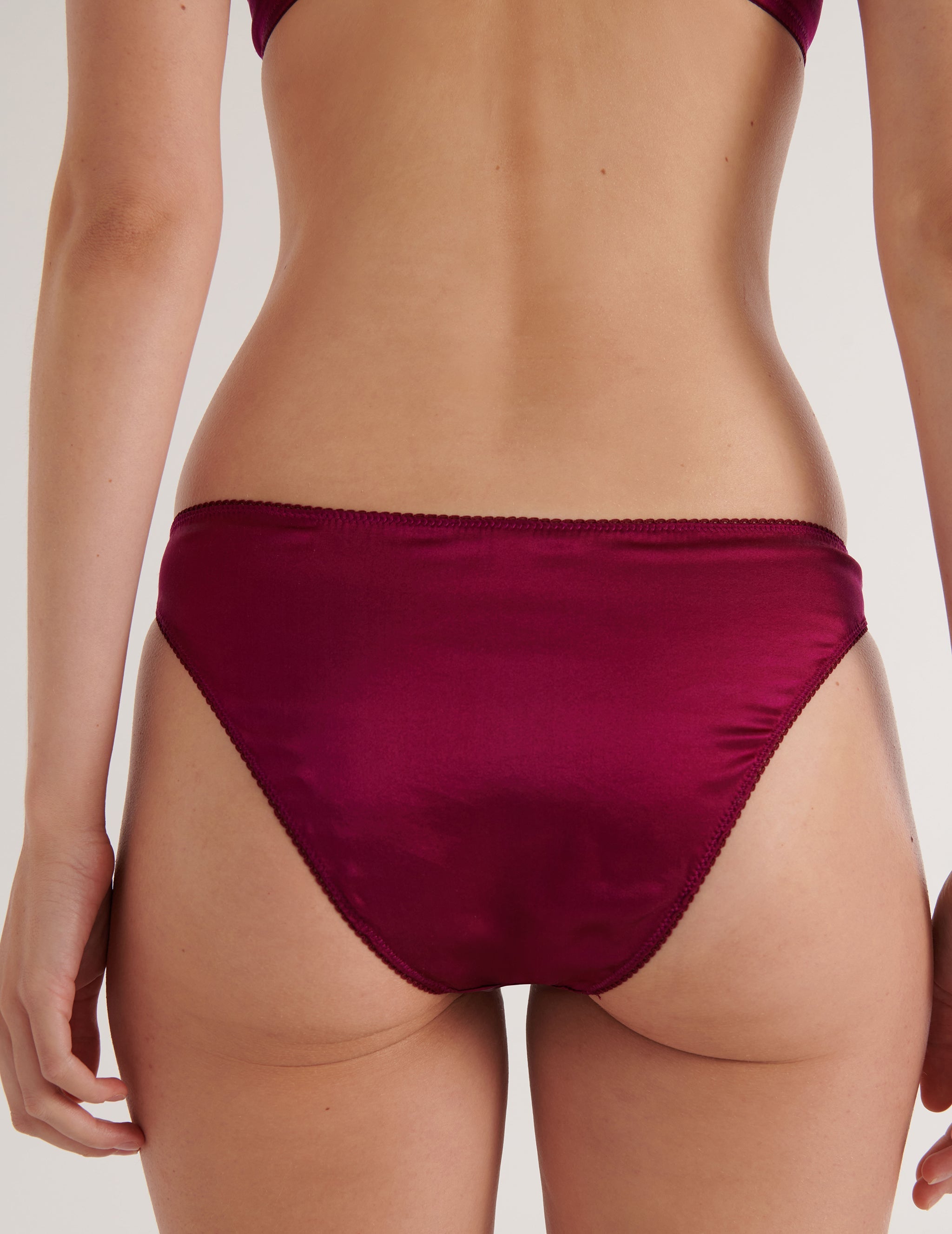 Gwyneth Panty Cranberry