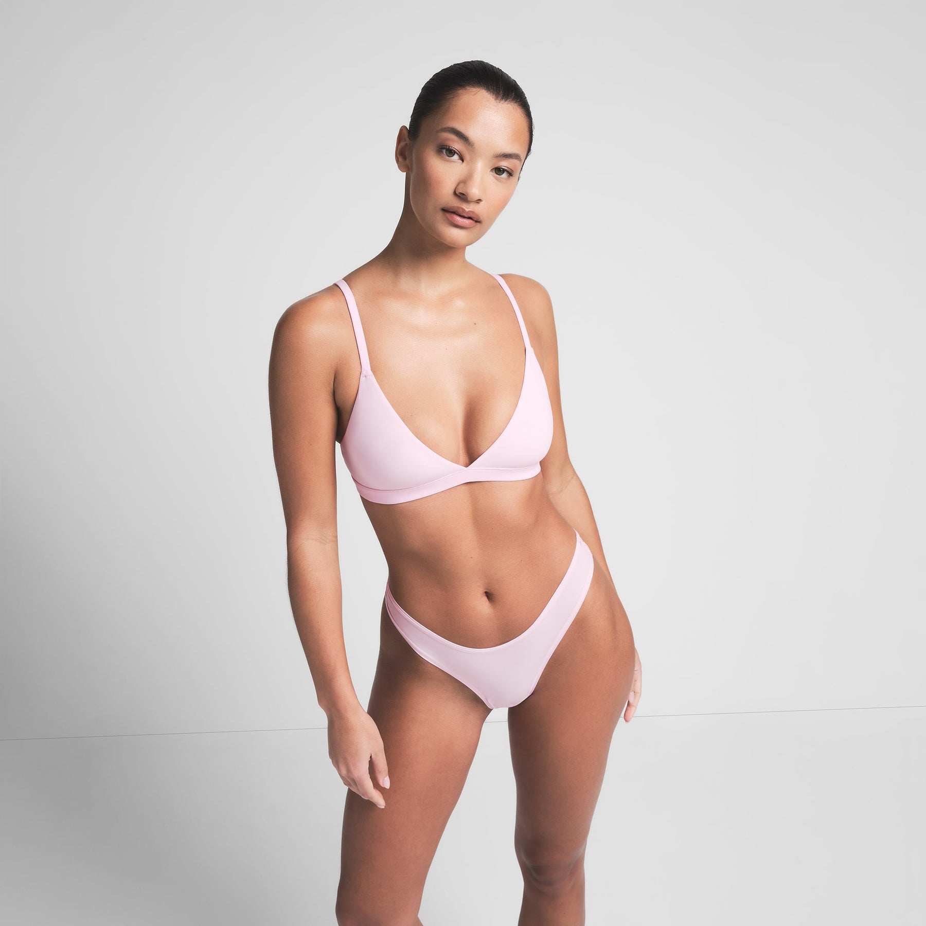 FITS EVERYBODY DIPPED FRONT THONG | CHERRY BLOSSOM