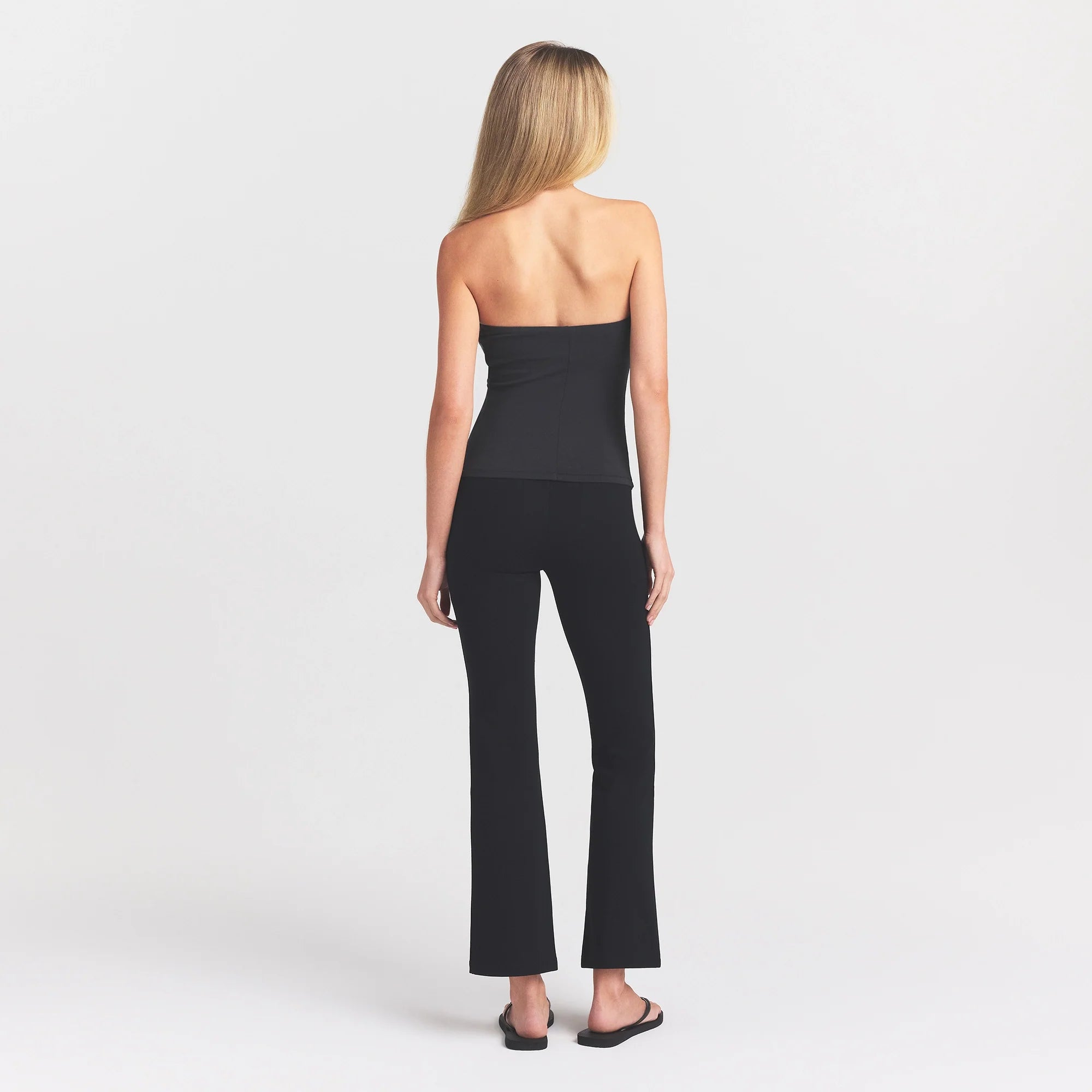 The Essential Collection High-waisted Cropped Kick Flare Pant
