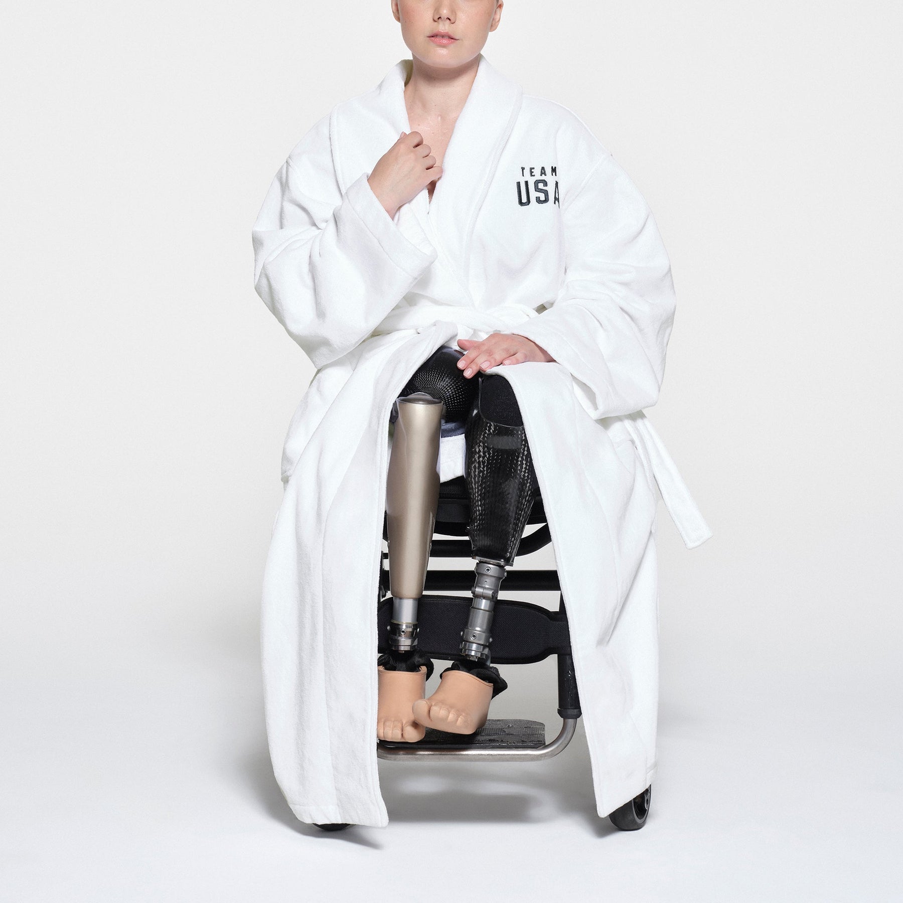 SKIMS FOR TEAM USA TERRY PARALYMPIC UNISEX ROBE | WHITE