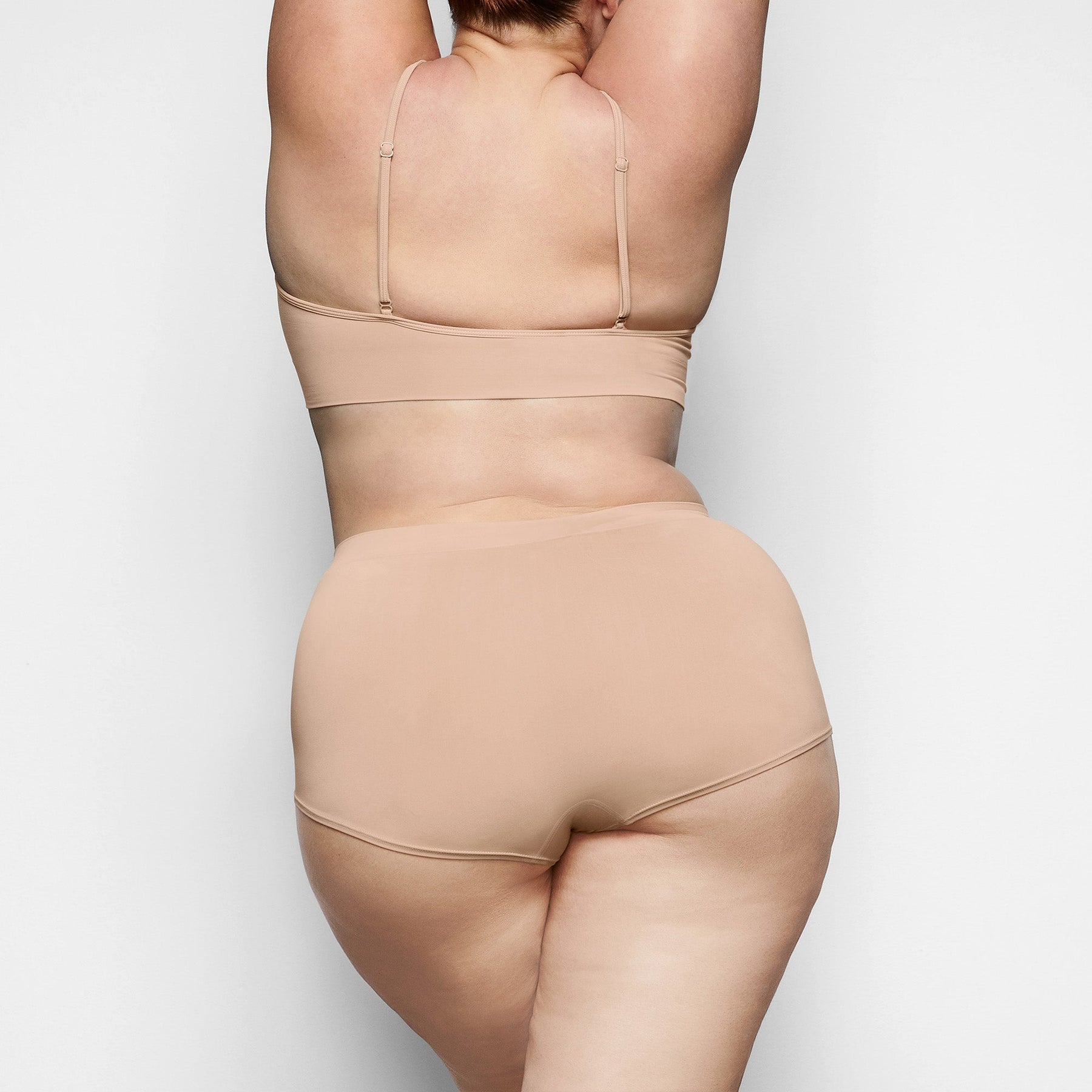 SOFT SMOOTHING SEAMLESS BRALETTE | CLAY