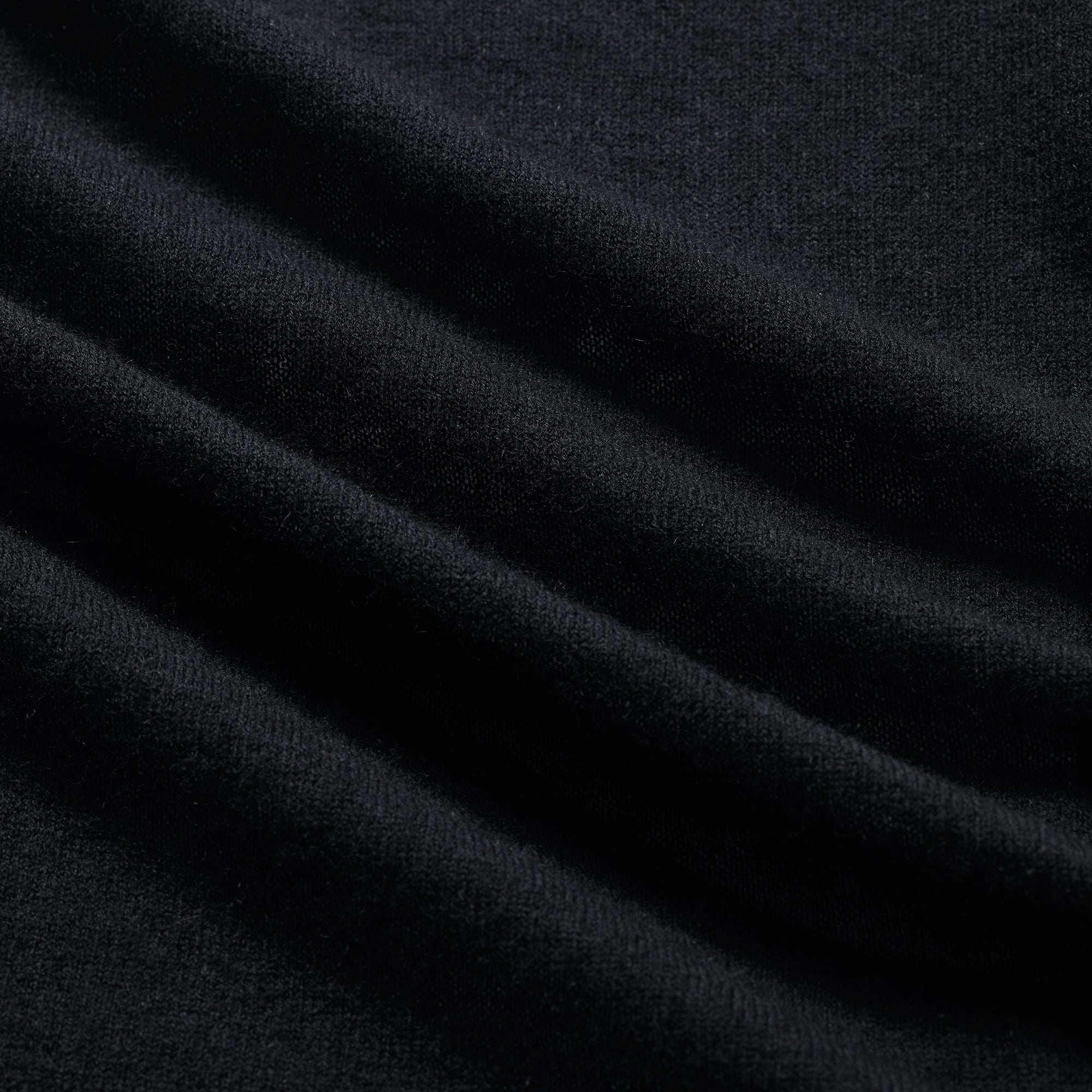 FEATHERWEIGHT CASHMERE LONG DRESS | ONYX