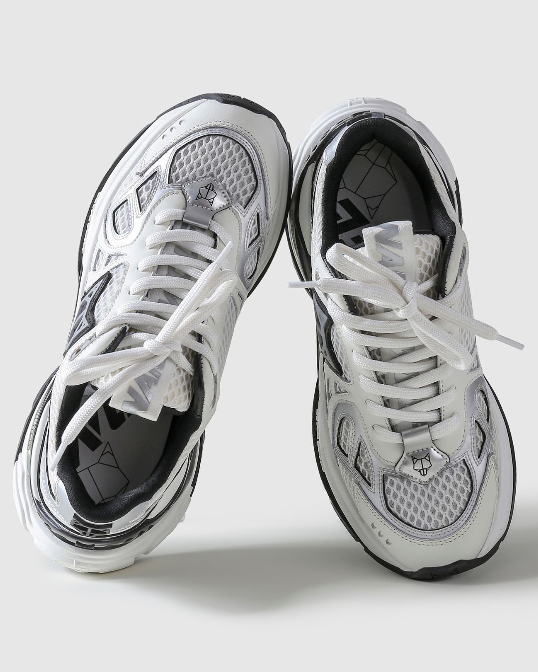 Smash White/Silver Mesh