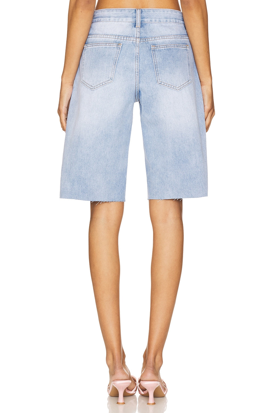 superdown Karoline Short in Light Blue Wash