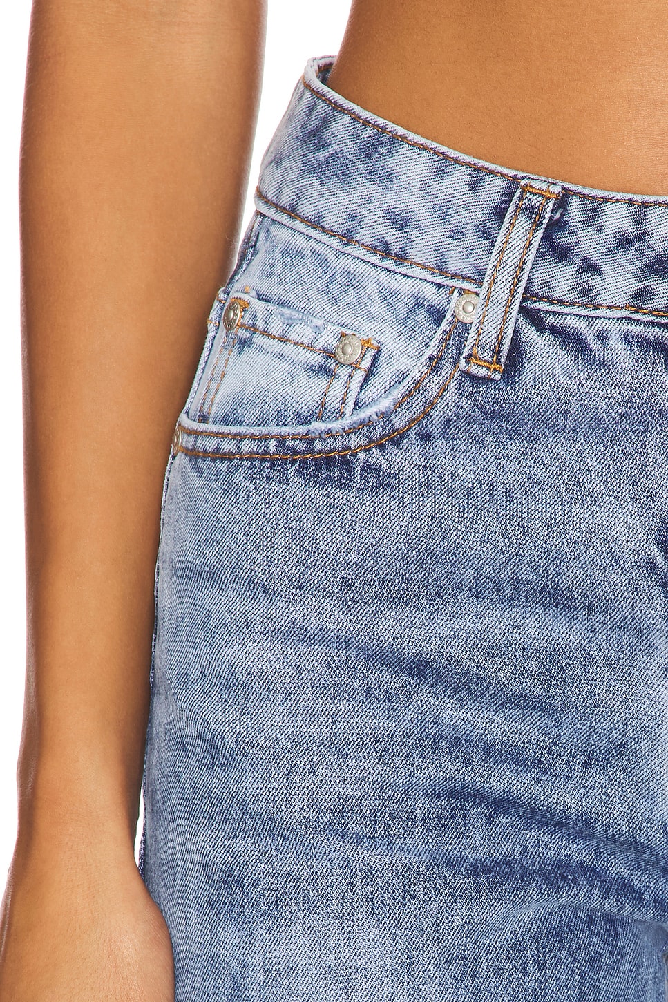superdown Lanie Jean in Mid Blue Wash