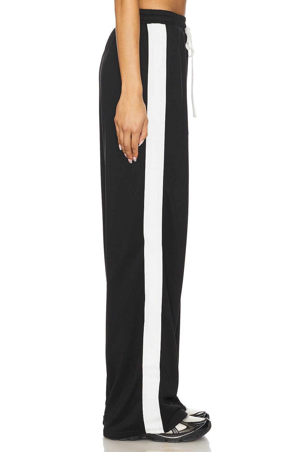 superdown Jasmina Track Pant in Black