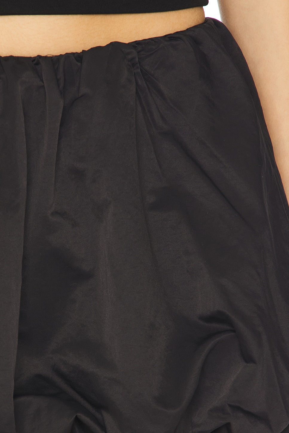 superdown Bobbi Micro Bubble Skirt in Black