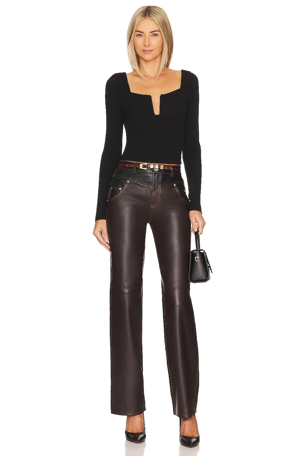 superdown Aline Puff Sleeve Top in Black