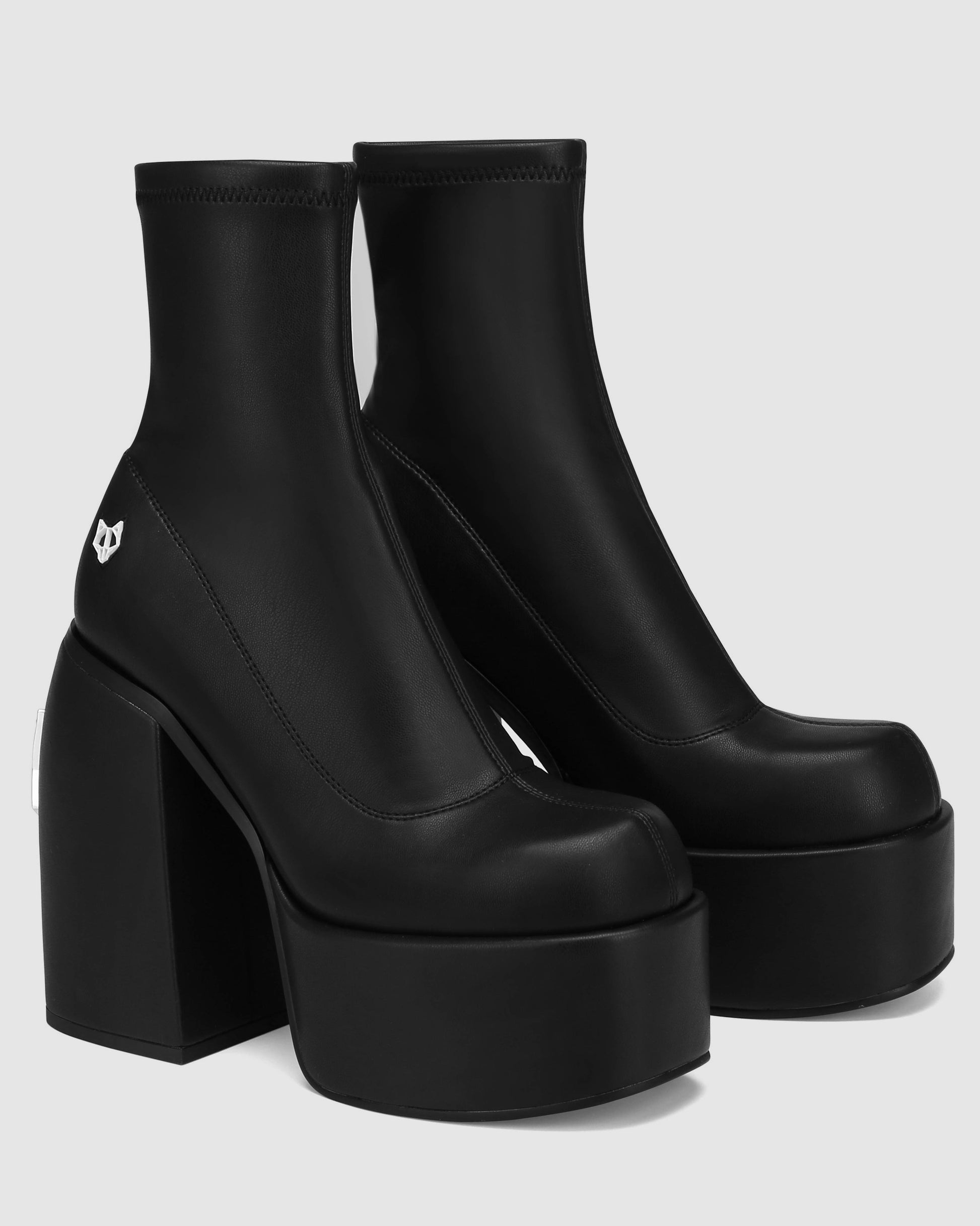 Sugar Black Stretch