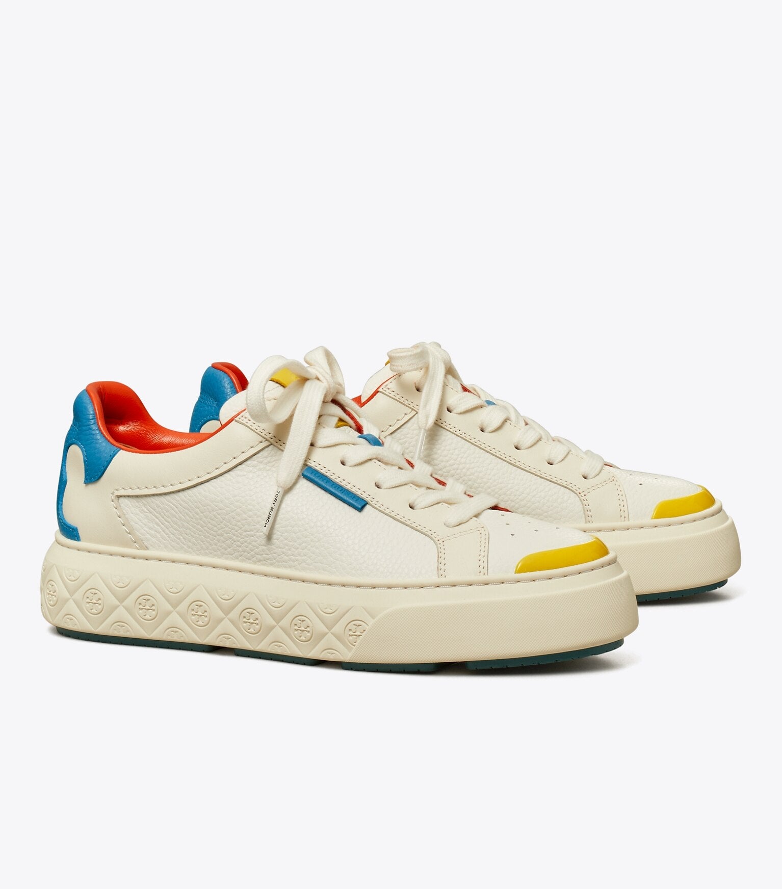 Ladybug Sneaker — Part 2