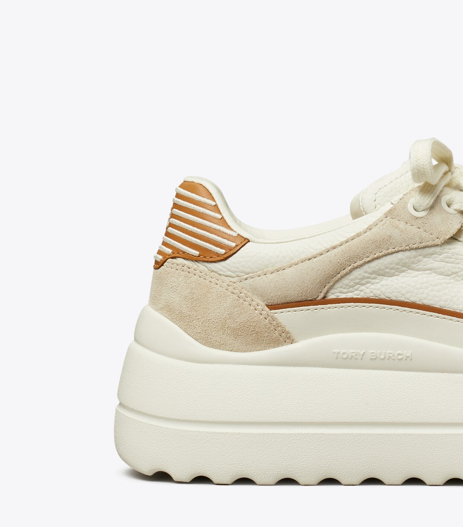 Stage Sneaker