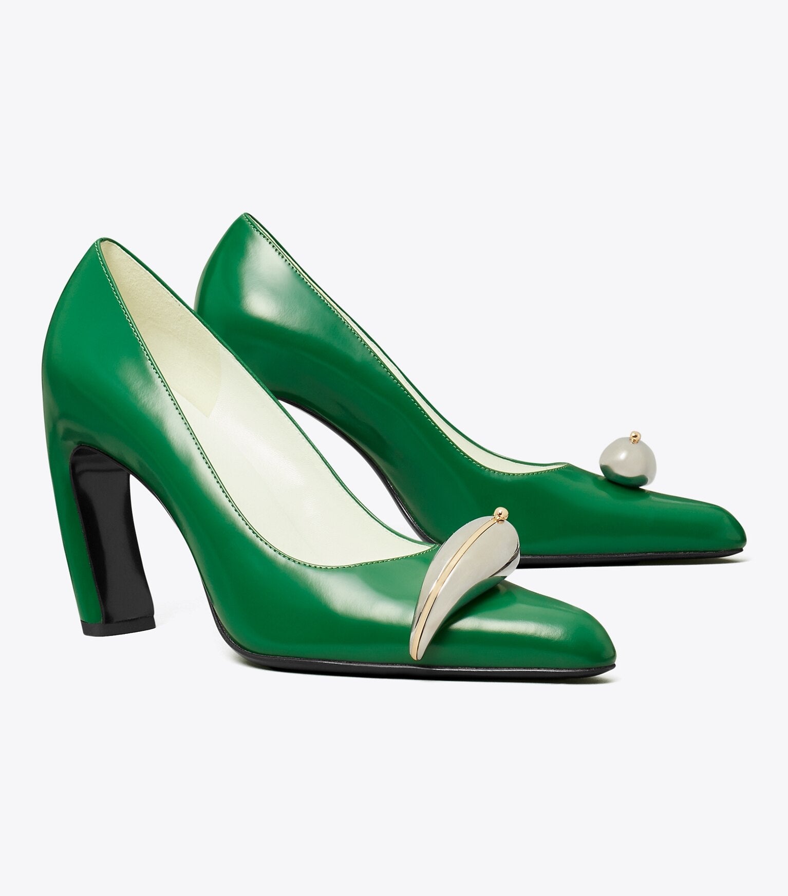 Pierced Pump