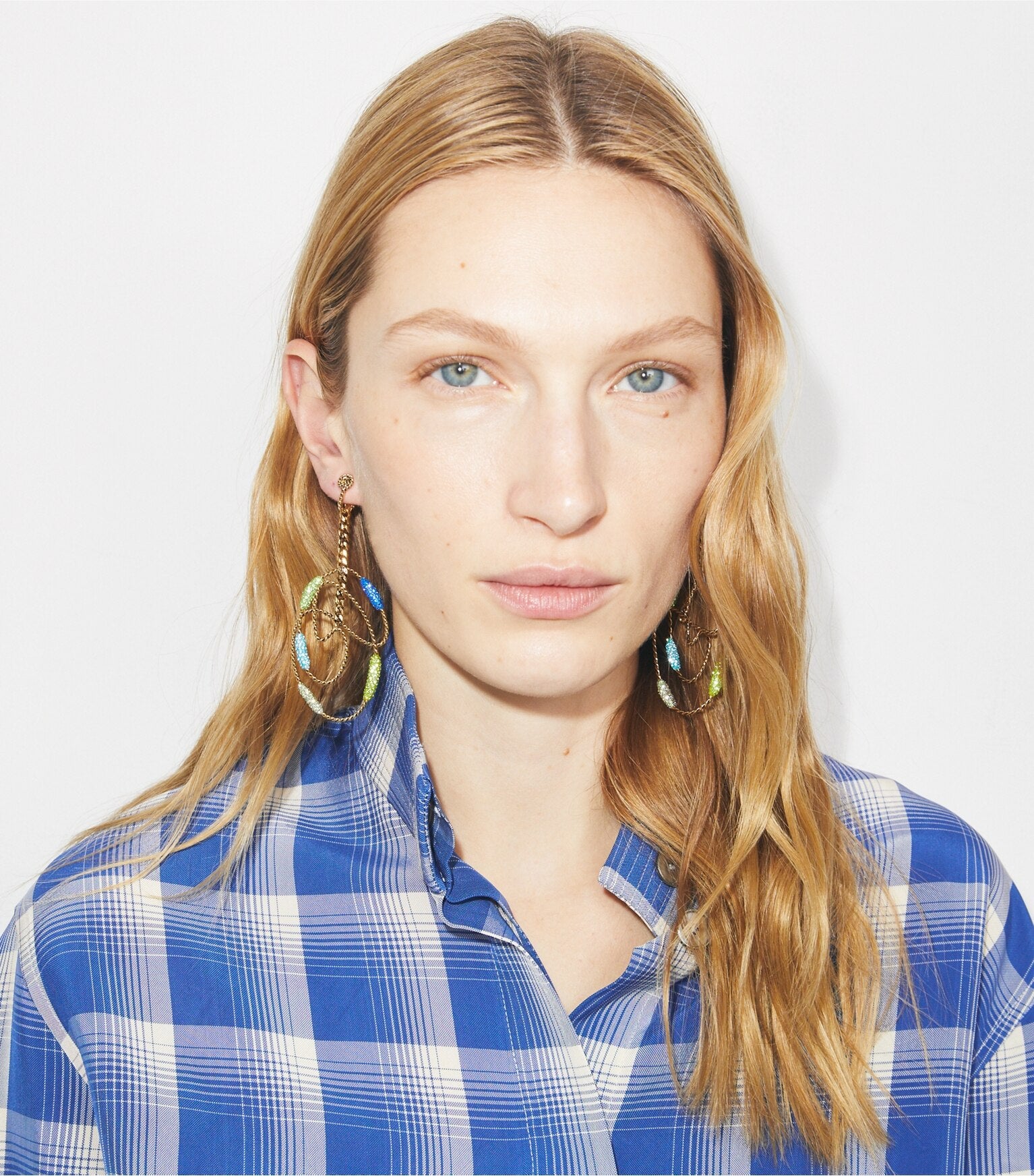 Runway Swirl Hoop Earrings