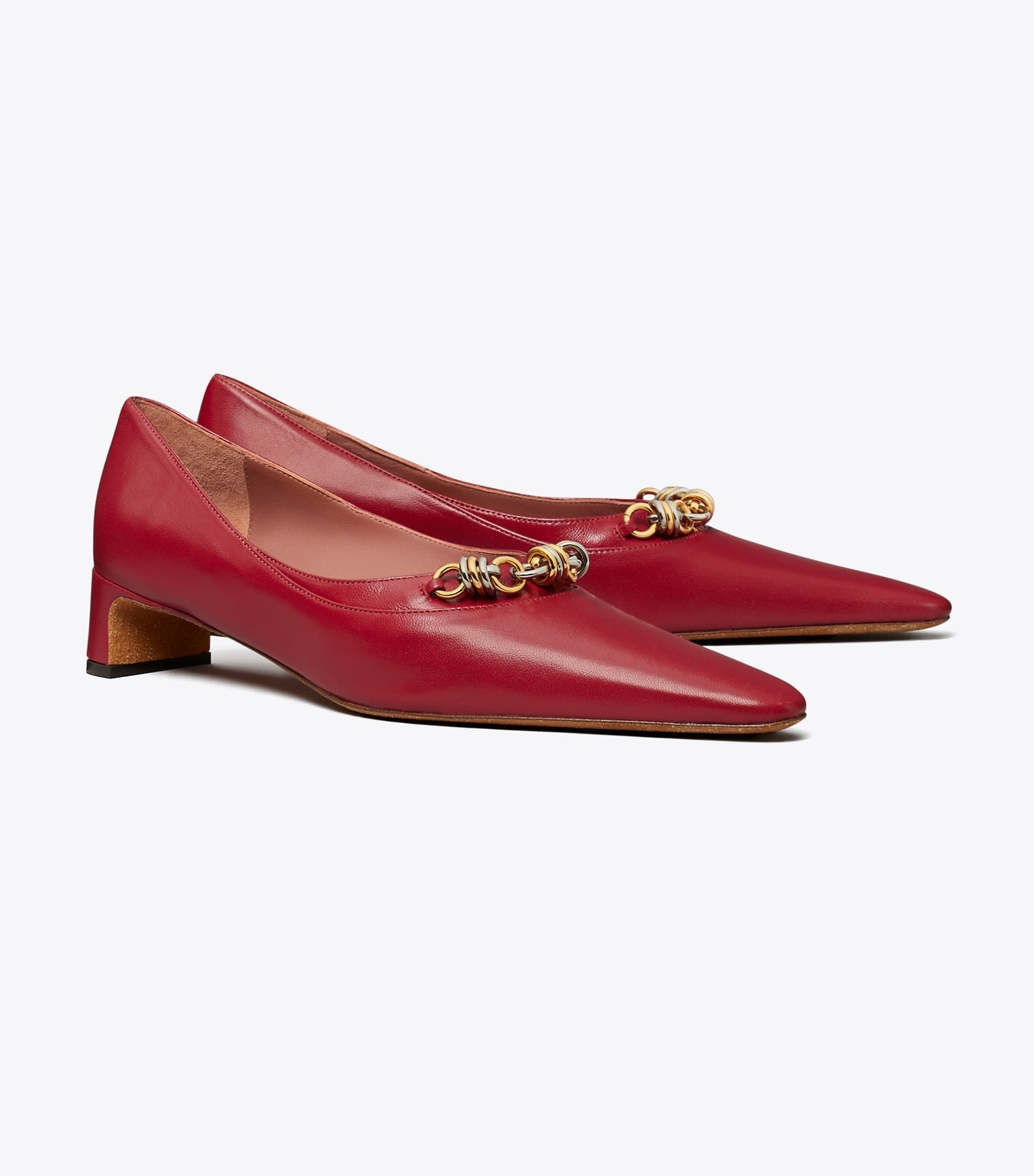 Runway Chain Pump