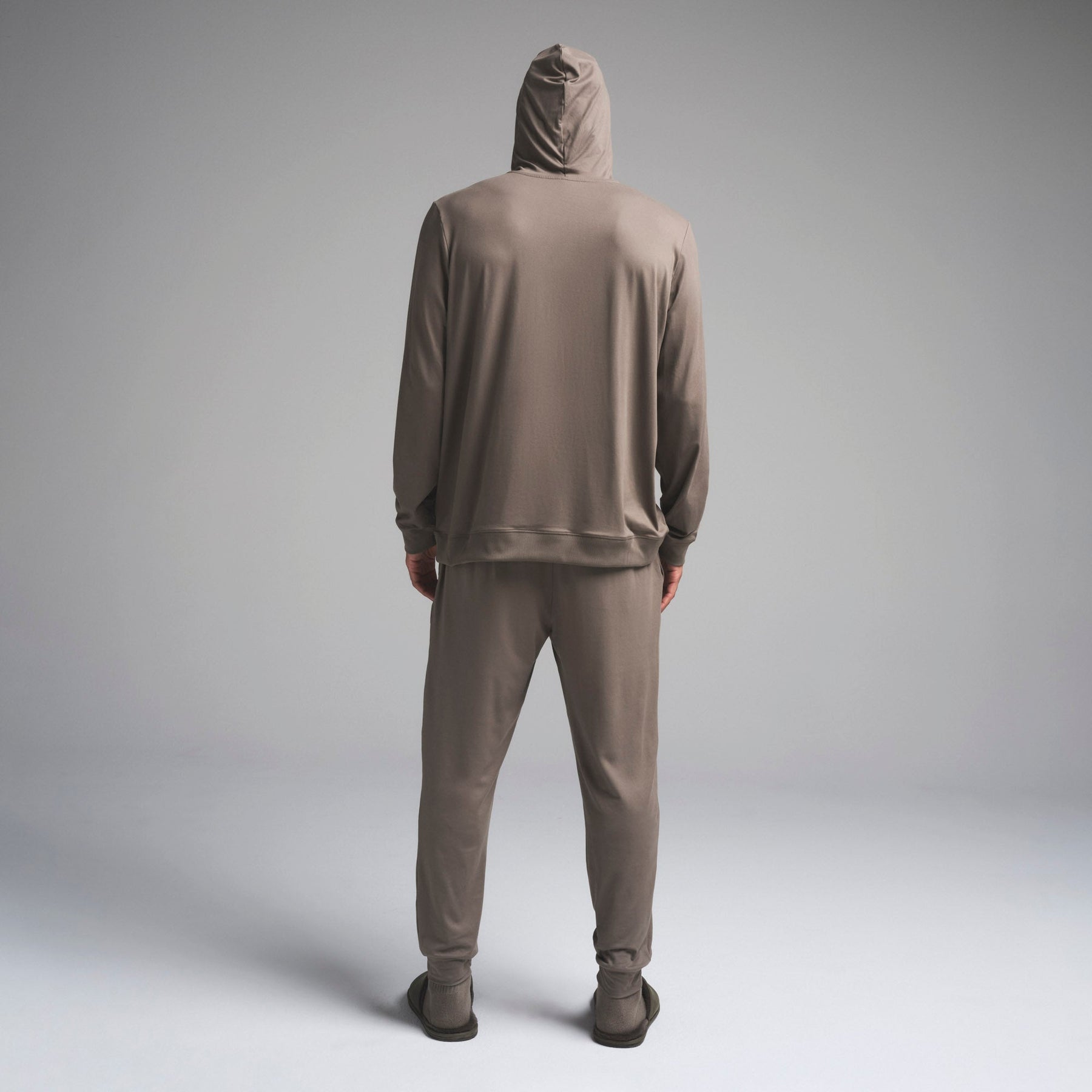 OUTDOOR JERSEY MENS CLASSIC HOODIE | TRUFFLE