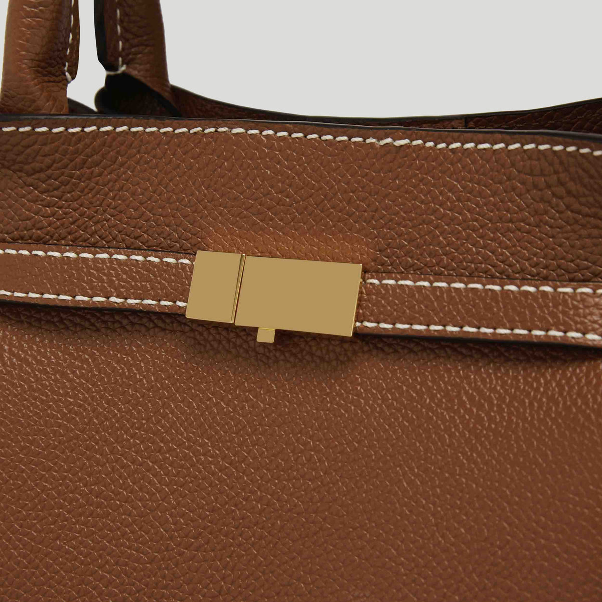 The Midi New York - Tan Small Grain Ecru Stitching