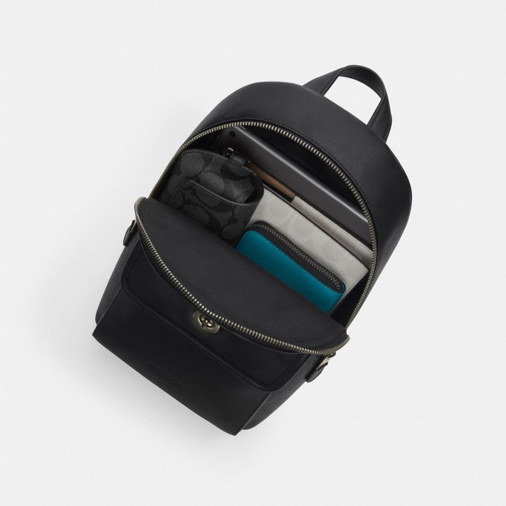 Turnlock Sling Pack