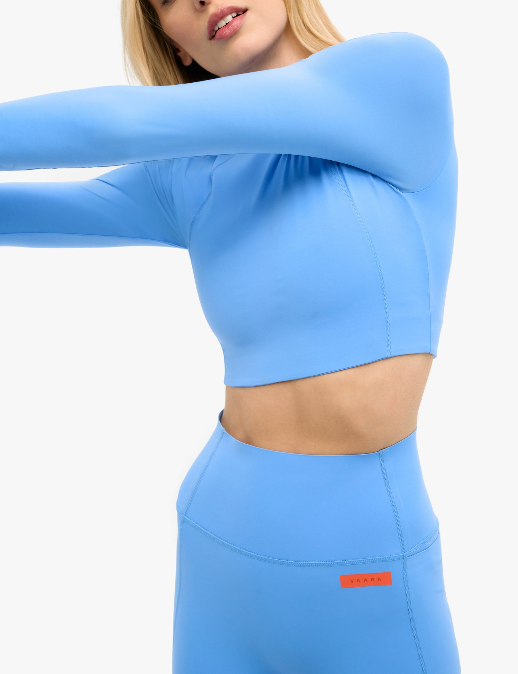 Sculpting Crop Top