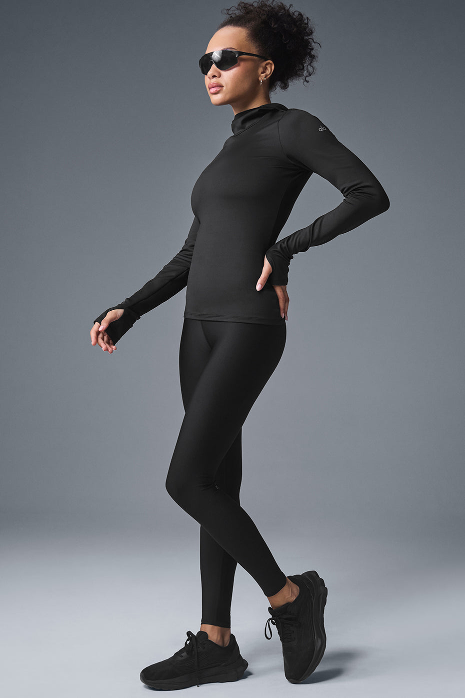 Airlift Winter Warm Hooded Runner