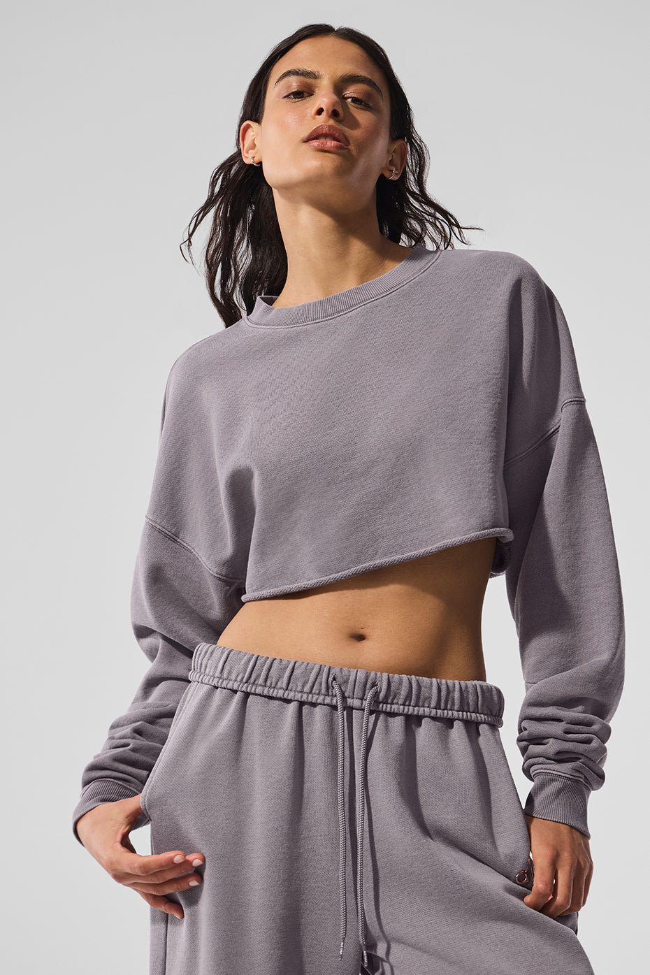 Washed Extreme Cropped Pullover in grey, showcasing a stylish, ultra-cropped silhouette for versatile studio-to-street looks.