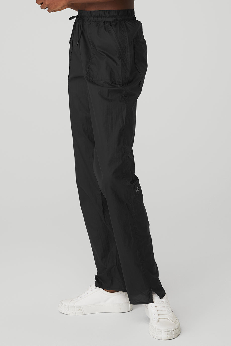 Cloud Nine Pant featuring lightweight ripstop fabric, high waist with drawcord, and roomy side pockets in black.