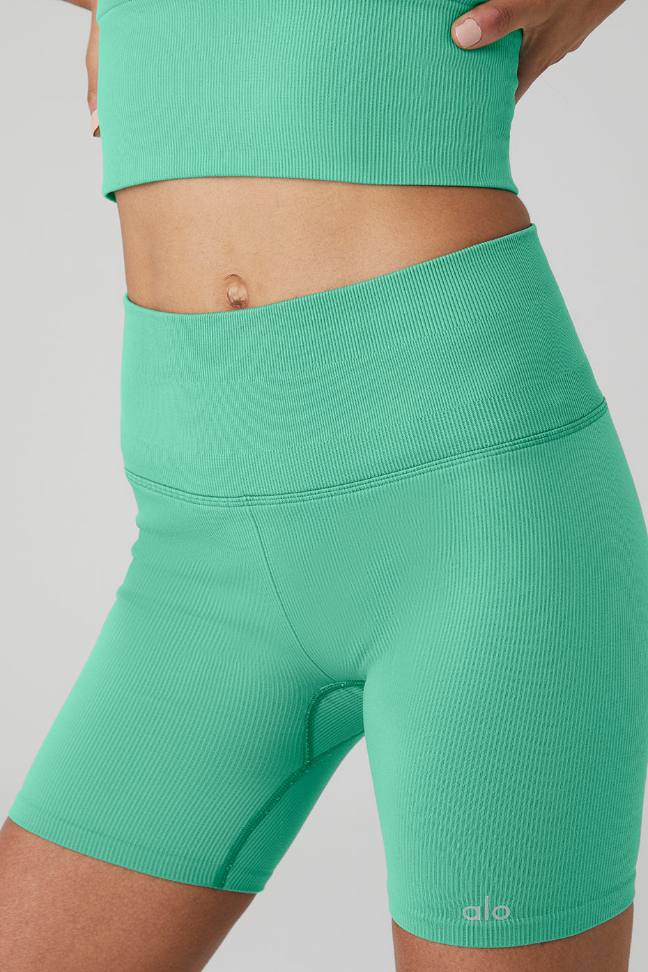 5" Seamless Ribbed Favorite Short