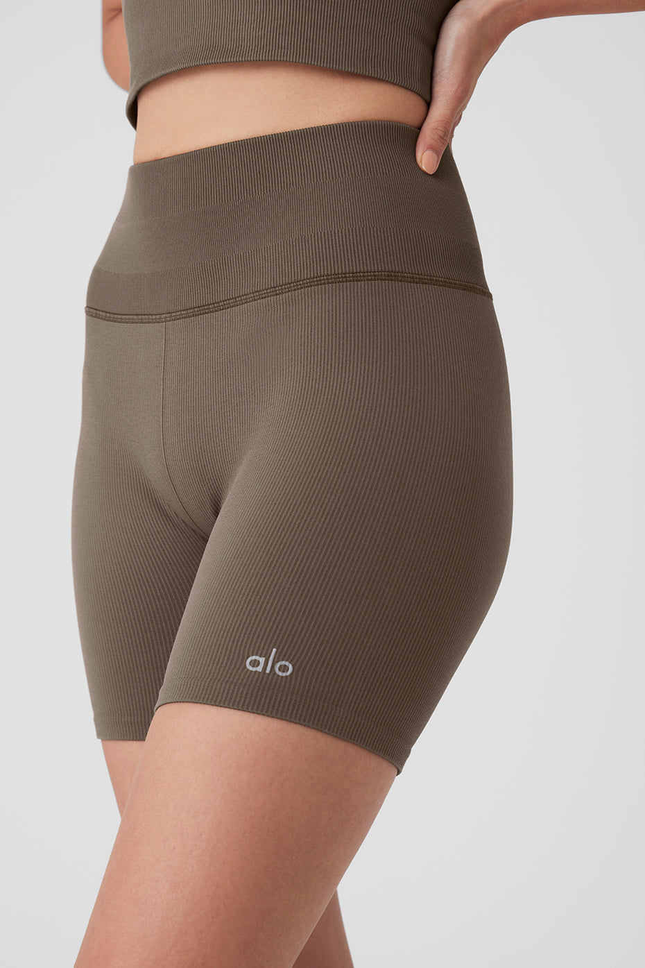 5" Seamless Ribbed Favorite Short