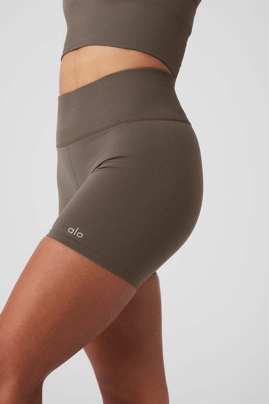 5" Seamless Ribbed Favorite Short