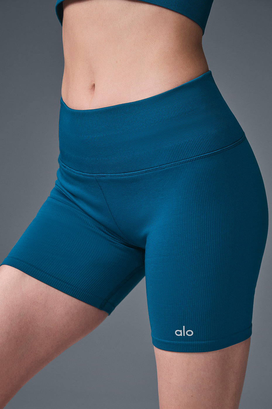 5" Seamless Ribbed Favorite Short