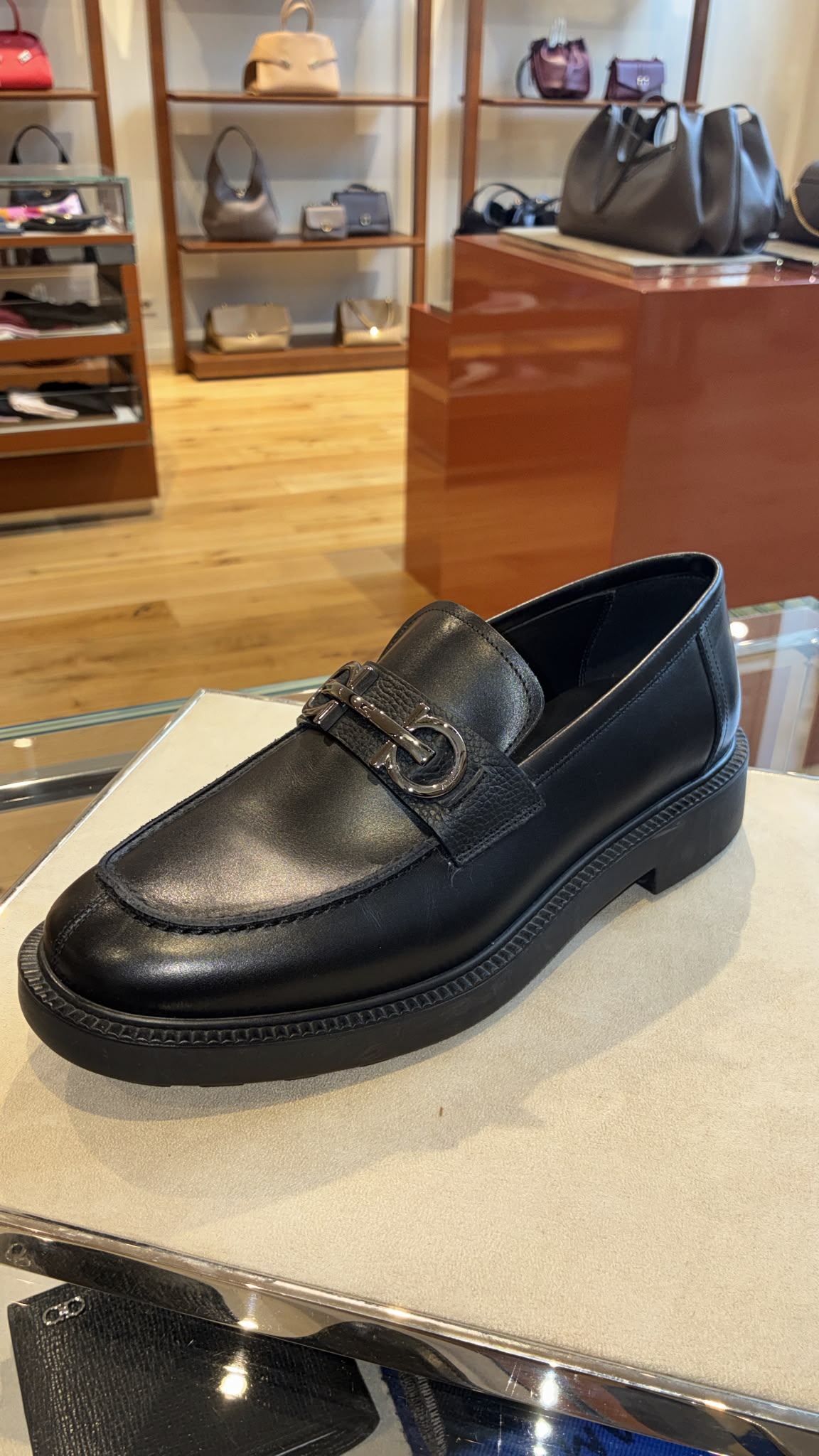 Ferragamo Gancini ornament moccasins / loafers