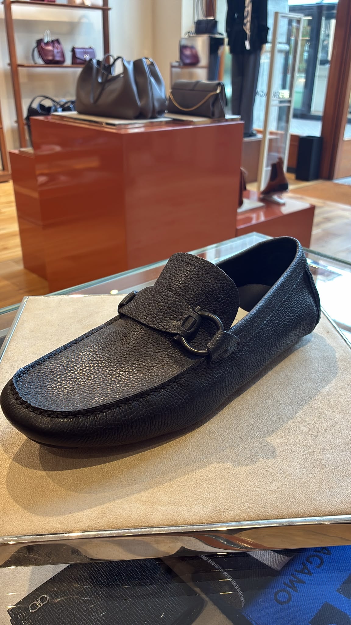 Salvatore Ferragamo Gancini Ornament Driver loafers
