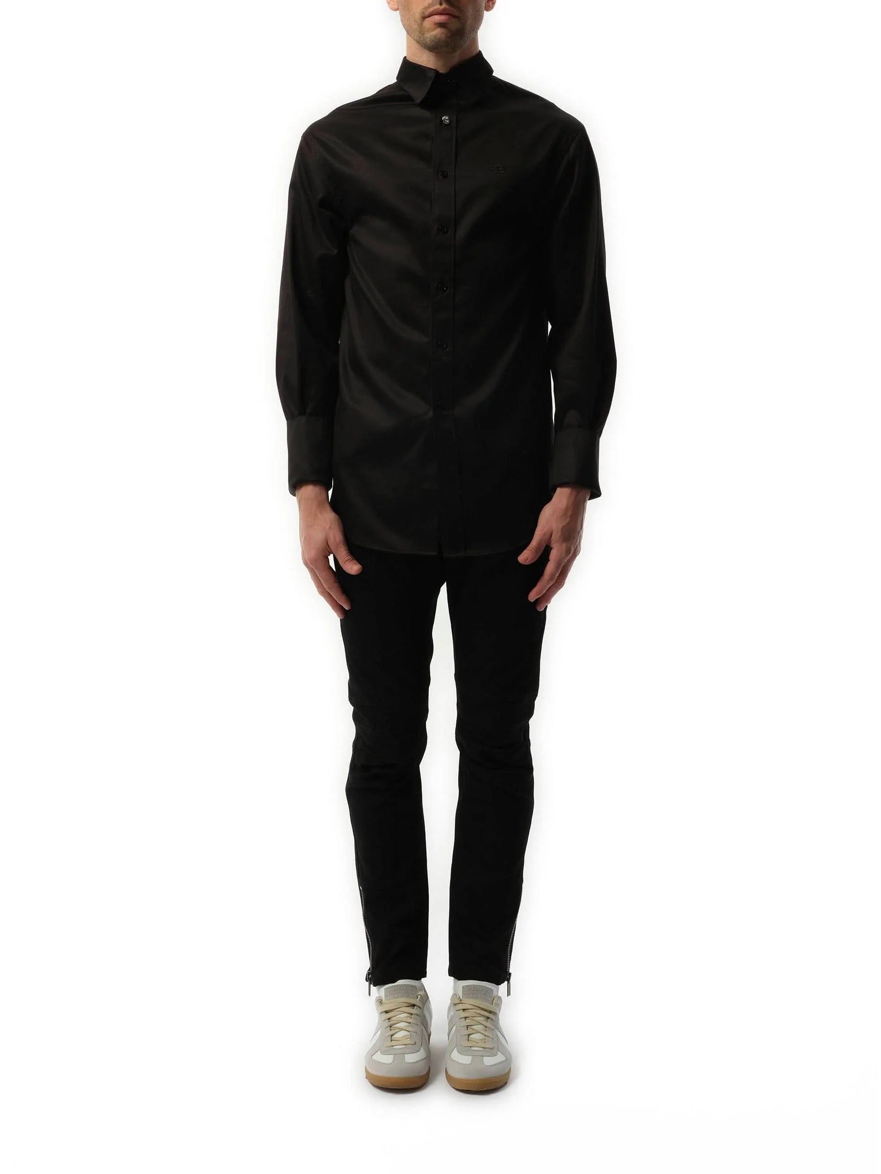 Pulled Long Sleeve Shirt in Black