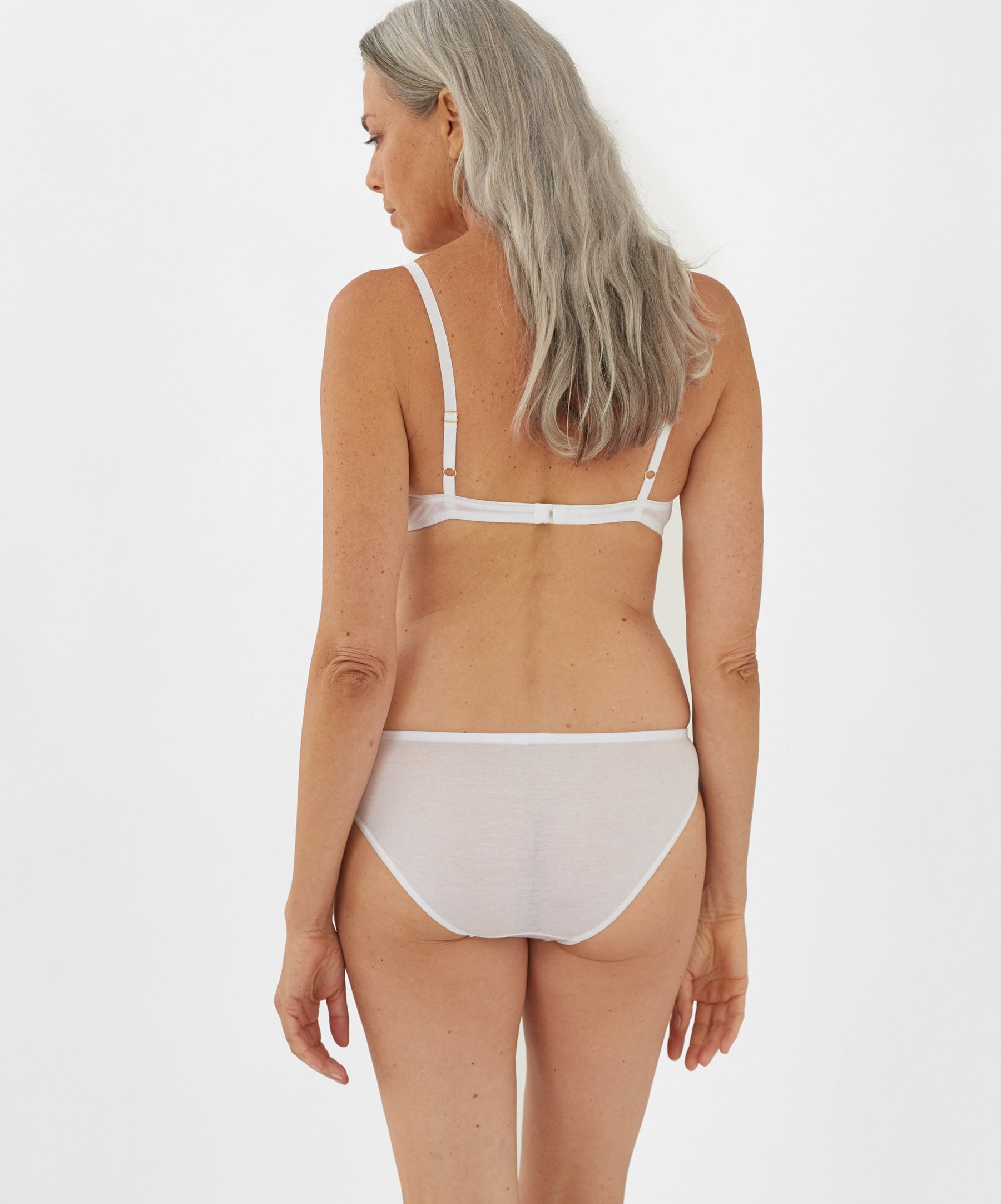Yanelis Bralette White