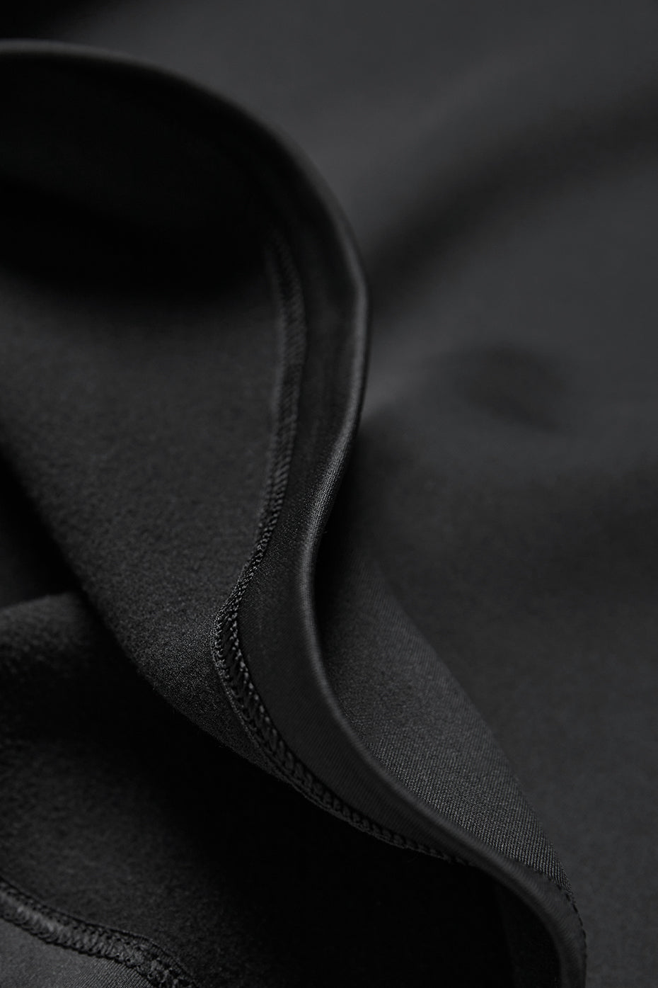 Airbrush Winter Warm Nocturne Long Sleeve
