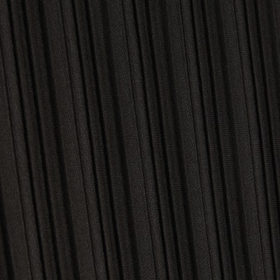 Black Plisse Asymmetric Hem Tank Top