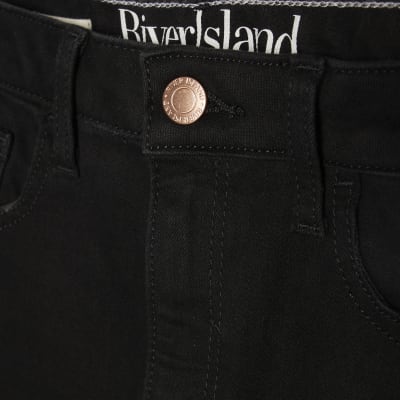 Black Skinny Capri Jeans
