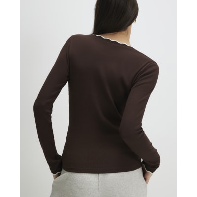 Brown Long Sleeve Scallop Trim Top