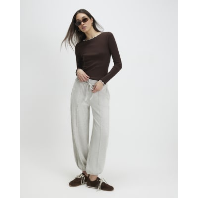 Brown Long Sleeve Scallop Trim Top