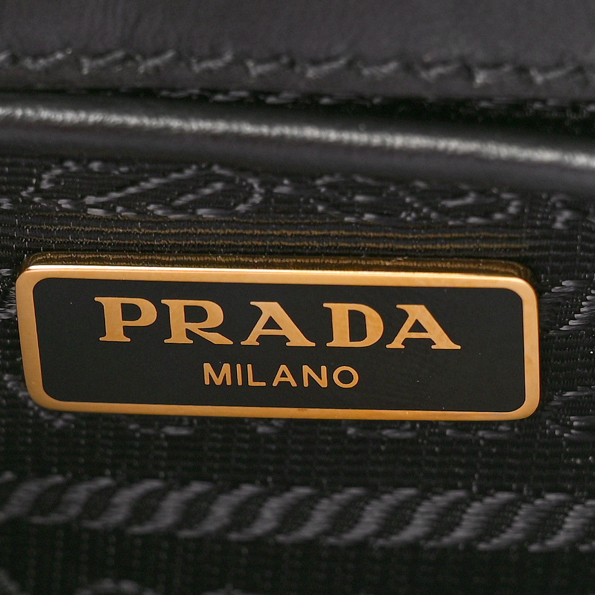 Saffiano Tessuto Nylon Chain Shoulder Bag Black