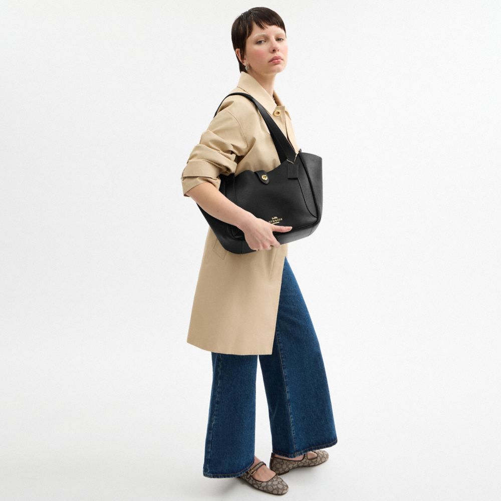 Hadley Turnlock Tote Bag