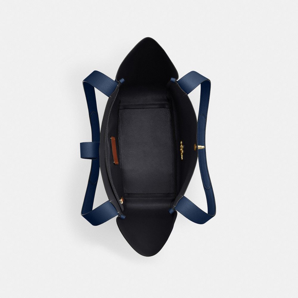 Hadley Turnlock Tote Bag