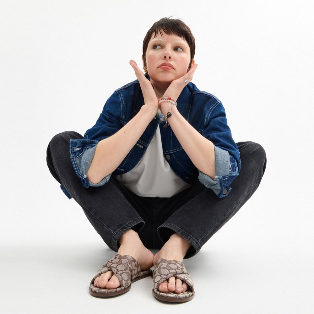 Link Criss Cross Slide In Signature Jacquard