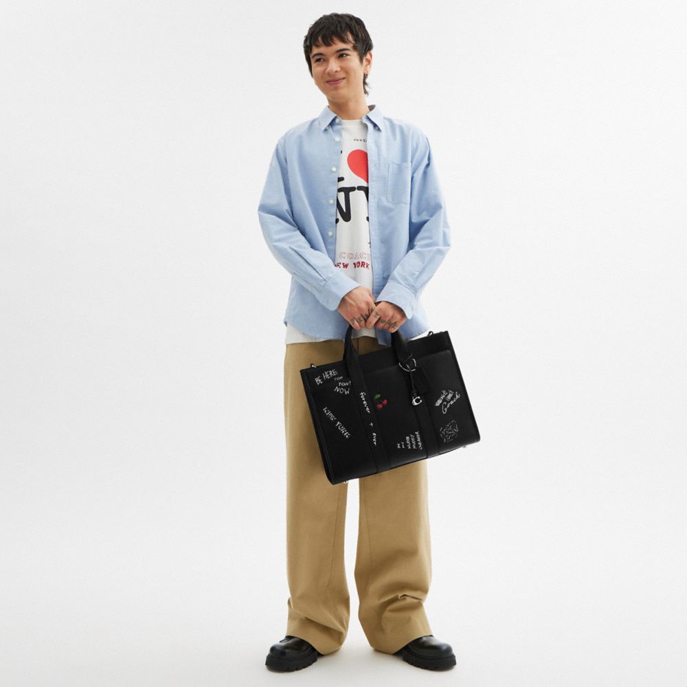 Wesley Tote With Sketch Print